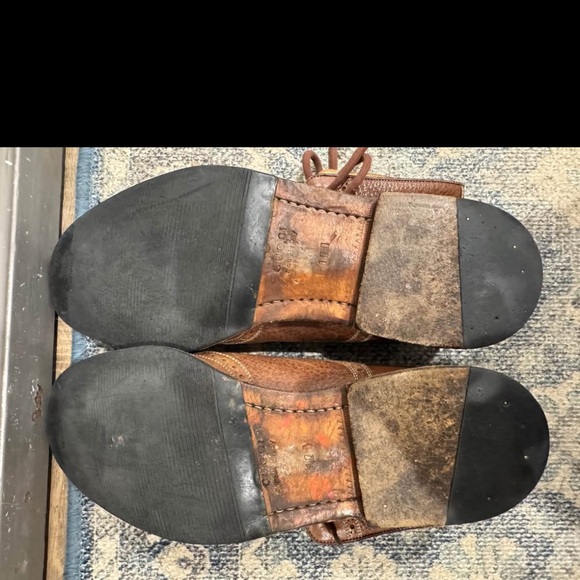 Gucci Men's Brown Leather Brogue Boots - Picture 3 of 3